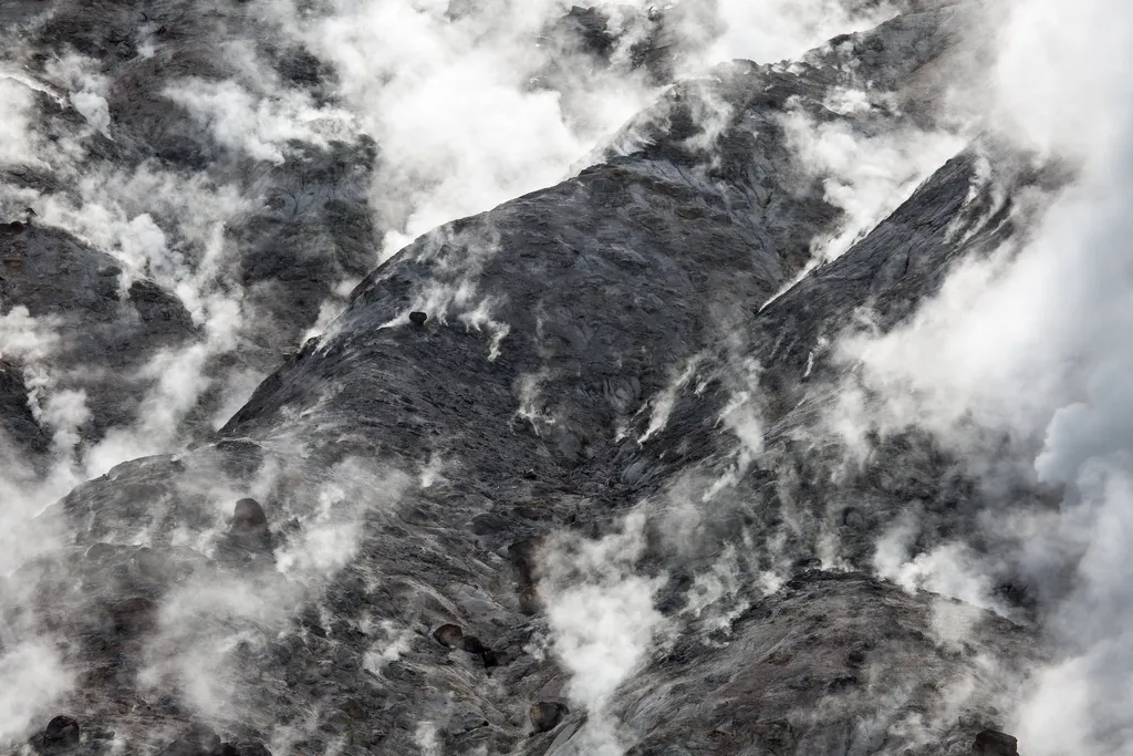 Fumaroles