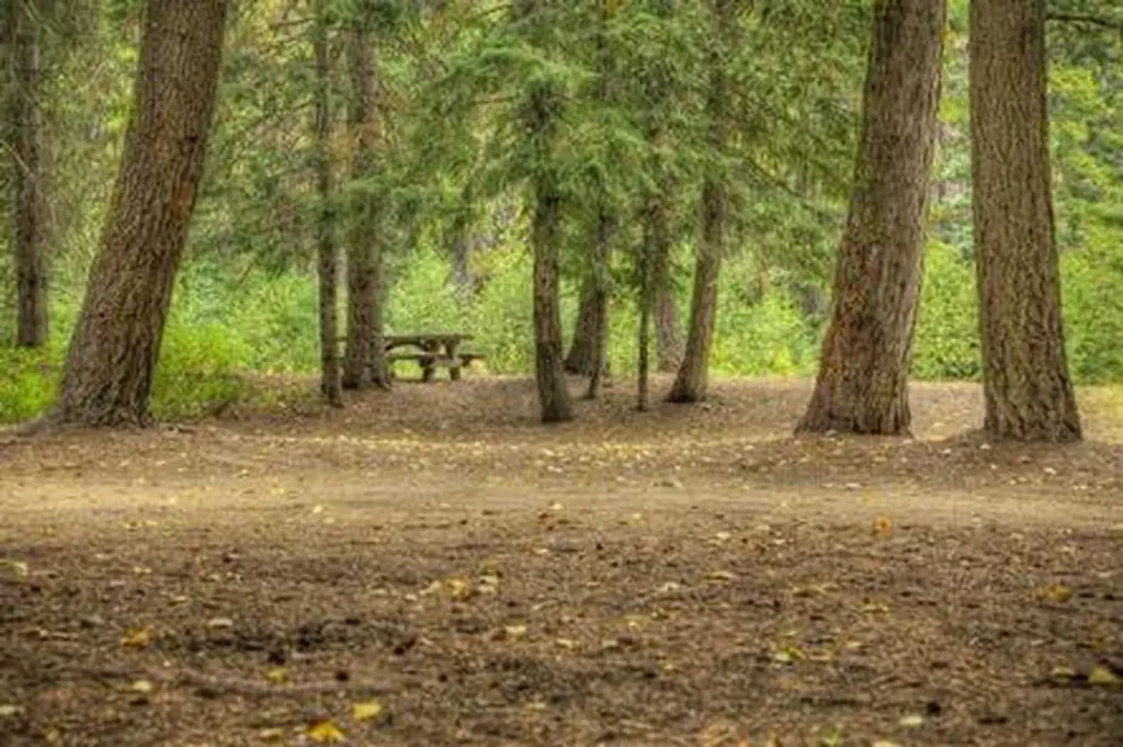 HELLS CROSSING CAMPGROUND