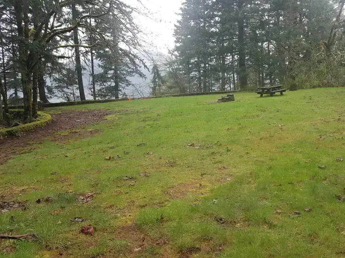 EAGLE CREEK OVERLOOK GRP SITE