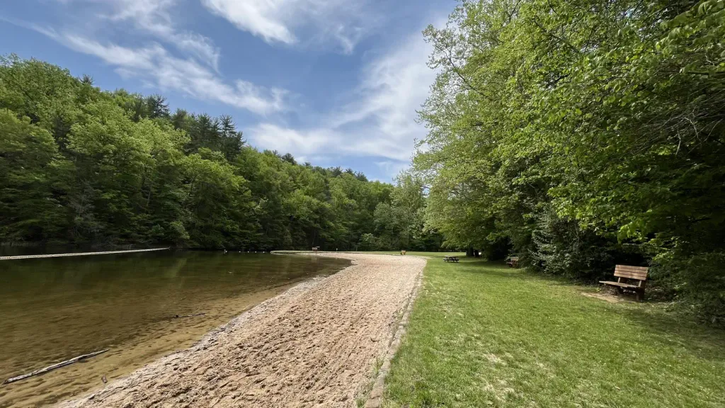 CAVE MOUNTAIN LAKE GROUP CAMP