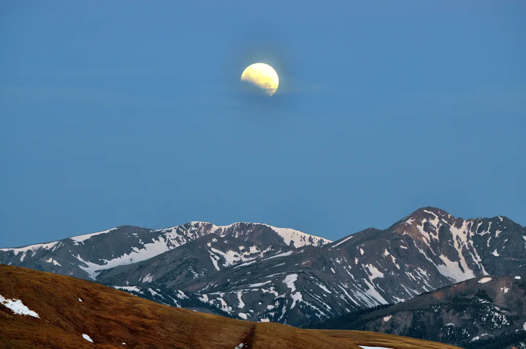 Stories of the Moon & Stars at Moraine Park Discovery Center