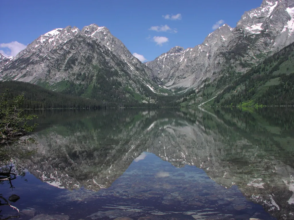 Leigh Lake Trailhead